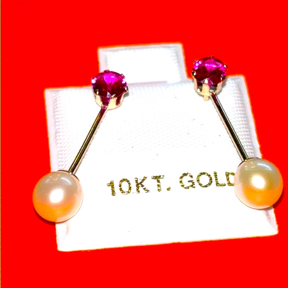 Brand New 10kt gold Pink and White pearl Drop Earrings!